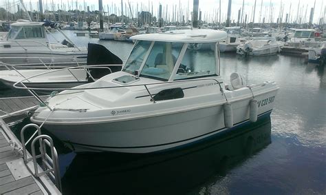 bateau occasion à vendre.